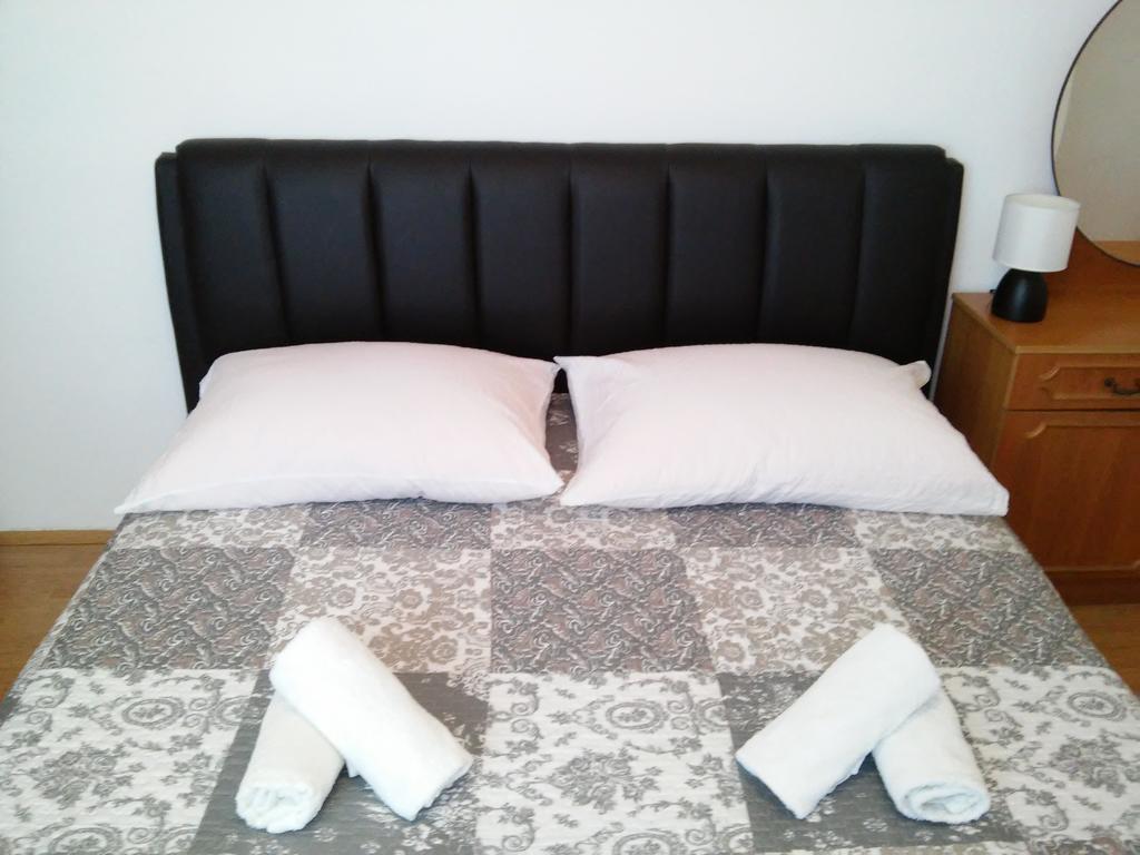Apartment Doris Примоштен Экстерьер фото